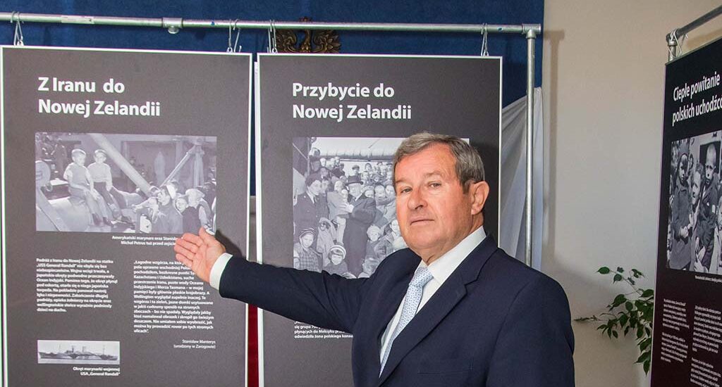 „Podróż nadziei" – wystawa patriotyczna zorganizowana w naszej Bursie